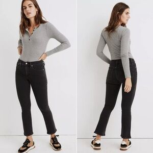 NWT Cali Demi-Boot Jeansn Size 28T